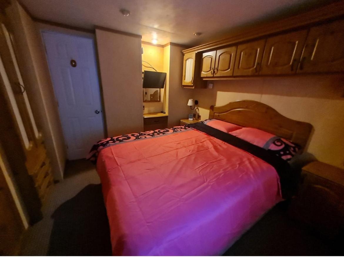 Spacious Luxury Escape With Sea Views And Pet Friendly At Clarach Bay Aberystwyth Exterior foto
