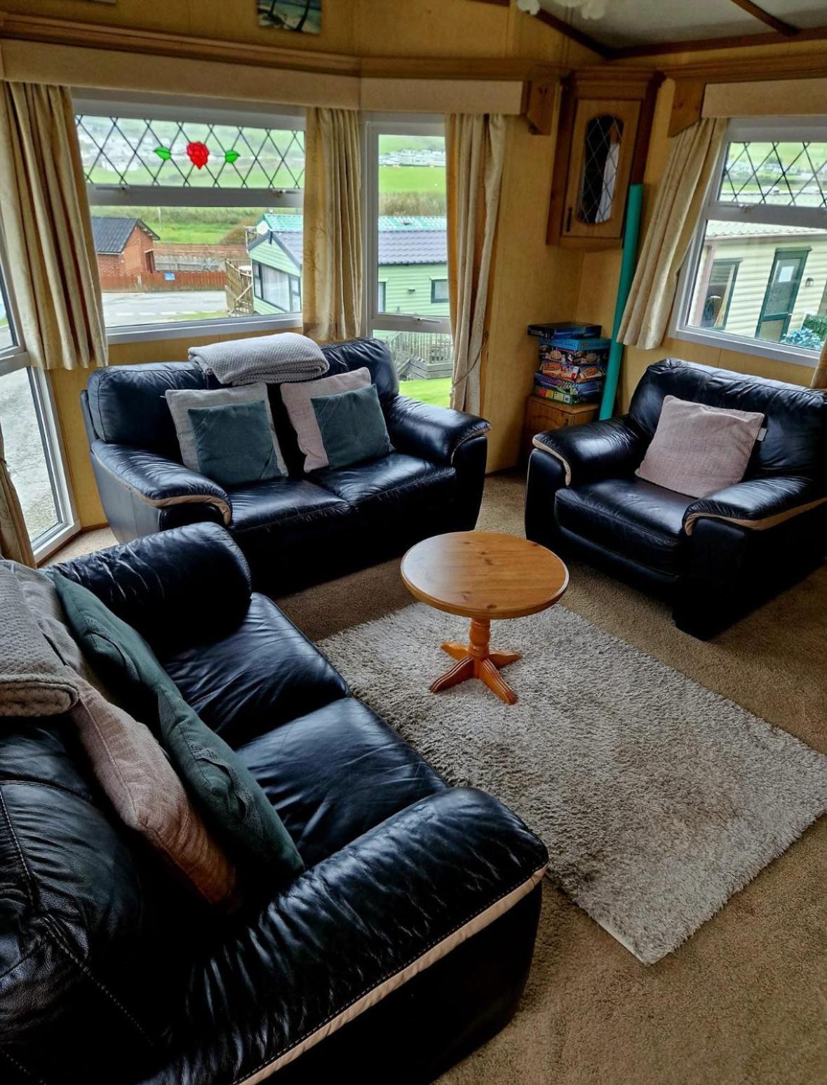 Spacious Luxury Escape With Sea Views And Pet Friendly At Clarach Bay Aberystwyth Exterior foto
